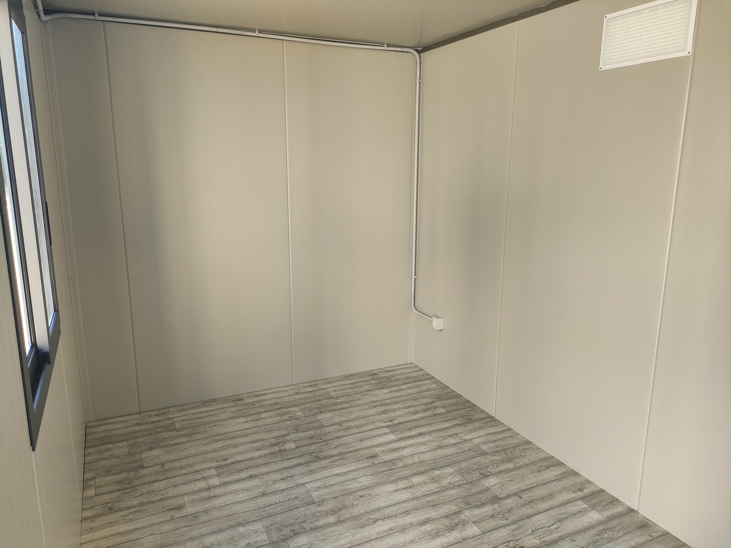 Interno box prefabbricato Filicudi